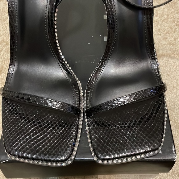 AQUA - Picture 5 of 7